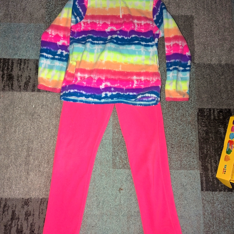 Children's Place Set! Bright Pink Pants With Matching Sweater!
